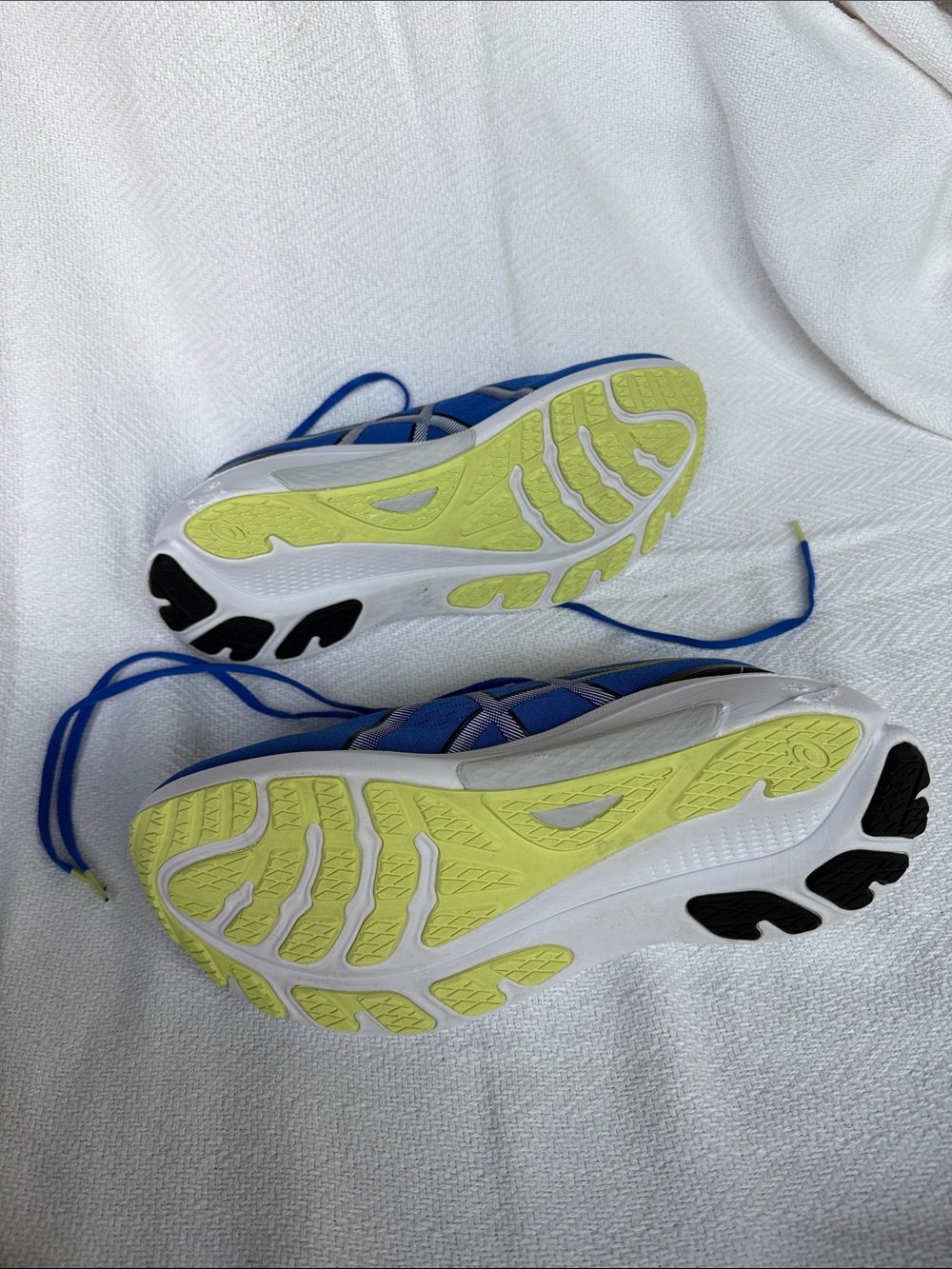 ASICS Blue Athletic Running Shoes with Lime Accents - Picture 4 of 10